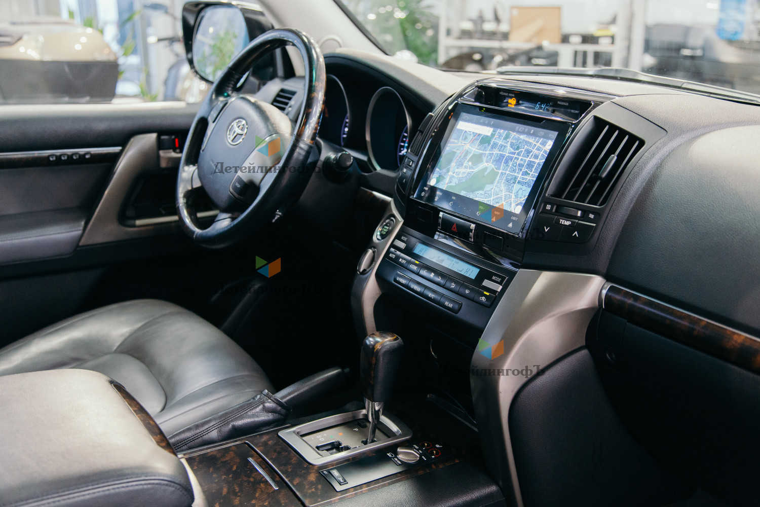 Химчистка с разборкой салона Toyota Land Cruiser