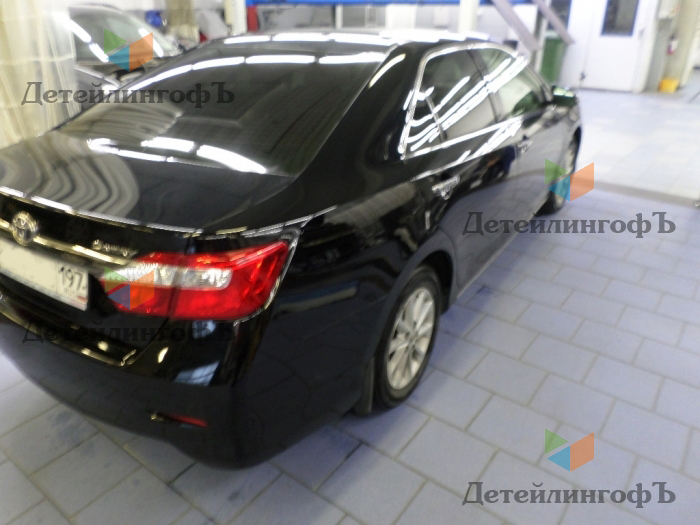 Toyota Corolla сложный ремонт заднего крыла
